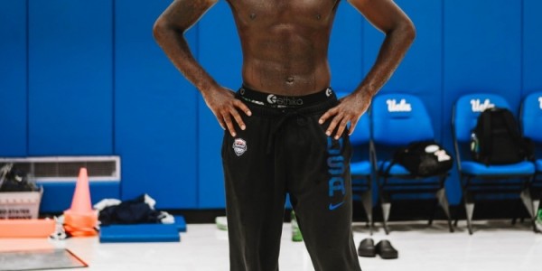 威少重返母校UCLA参与训练 亲自指导年轻球员保持竞技状态