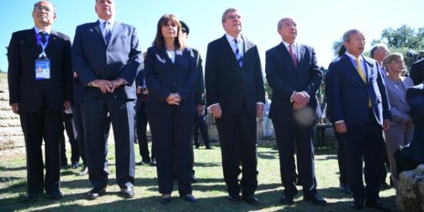 北京冬奥会火种采集成功 火炬手制服亦首次亮相