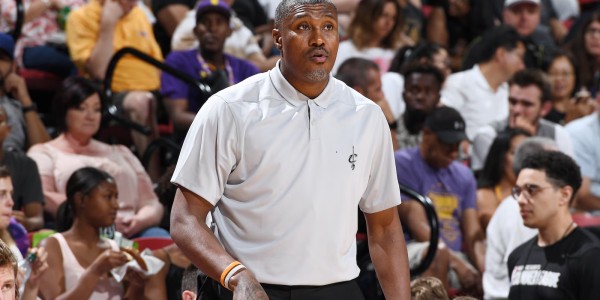 姚明前队友加入开拓者！波西任助教辅佐比卢普斯：帮助杨瀚森成长