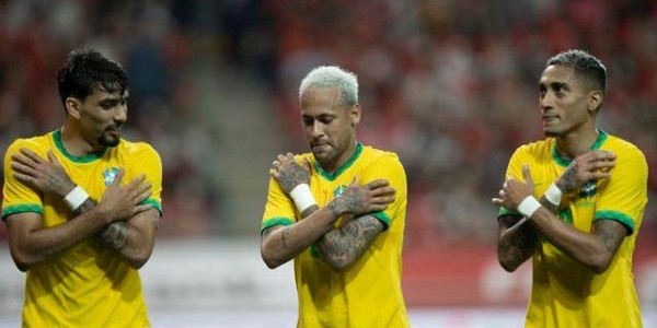 博鱼-桑德罗两造点锁主力位置 内马尔两罚点差贝利4球